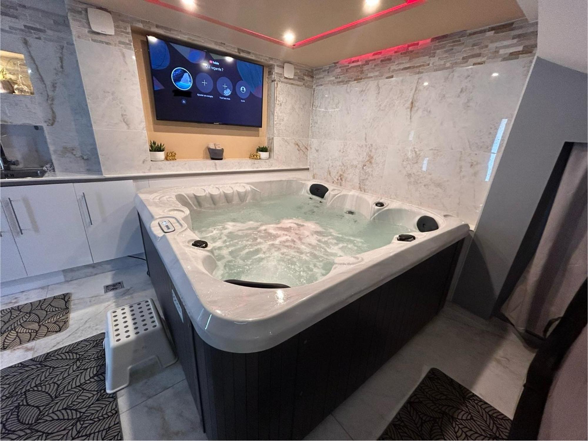 Spa Jacuzzi Moon White Vaudherland Extérieur photo