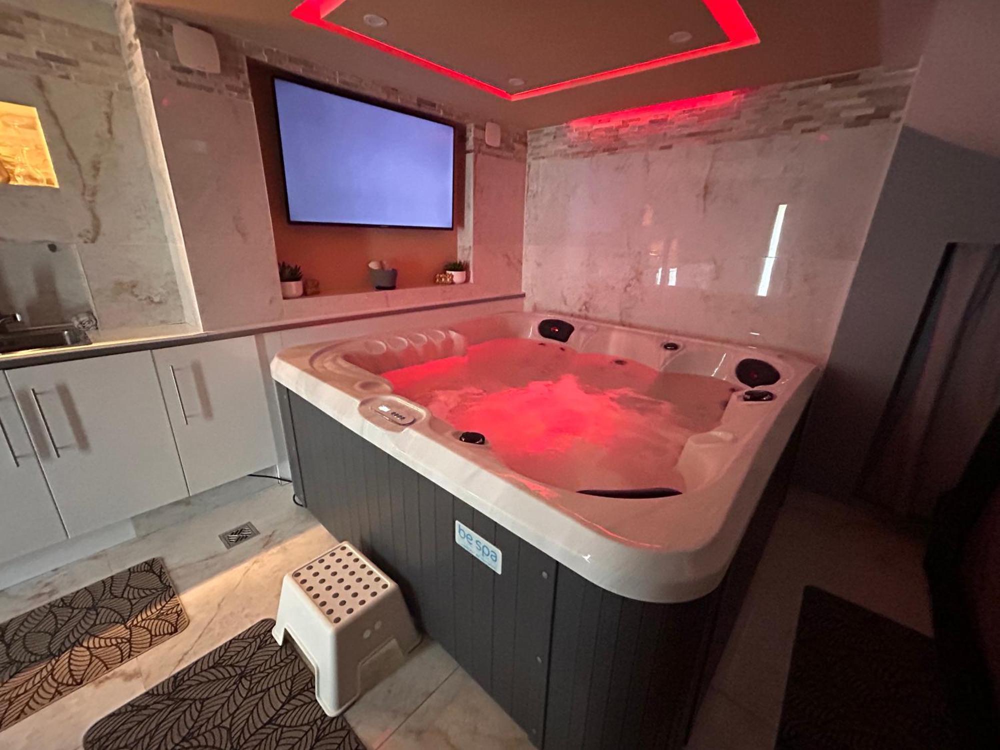Spa Jacuzzi Moon White Vaudherland Extérieur photo